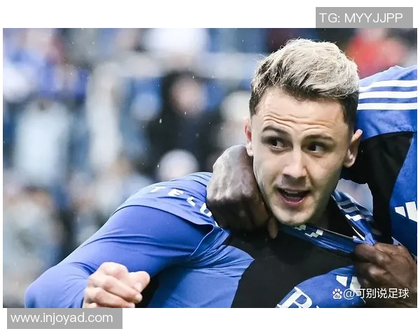 带弗字的足球球星盘点及其职业生涯亮点解析