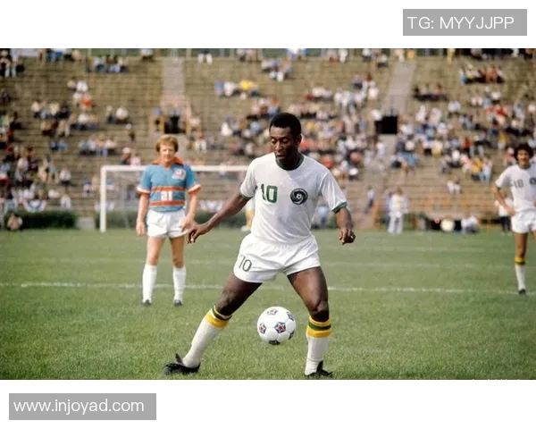 历史上最耀眼的足球巨星：从贝利到梅西的传奇征程与时代变迁